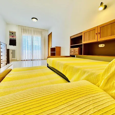 Holiday home Amata Costabravasi *
