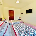 Amata Costabravasi Ferienhaus *