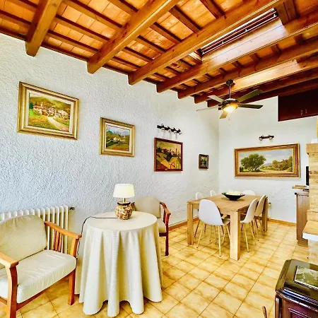 Amata Costabravasi Ferienhaus
